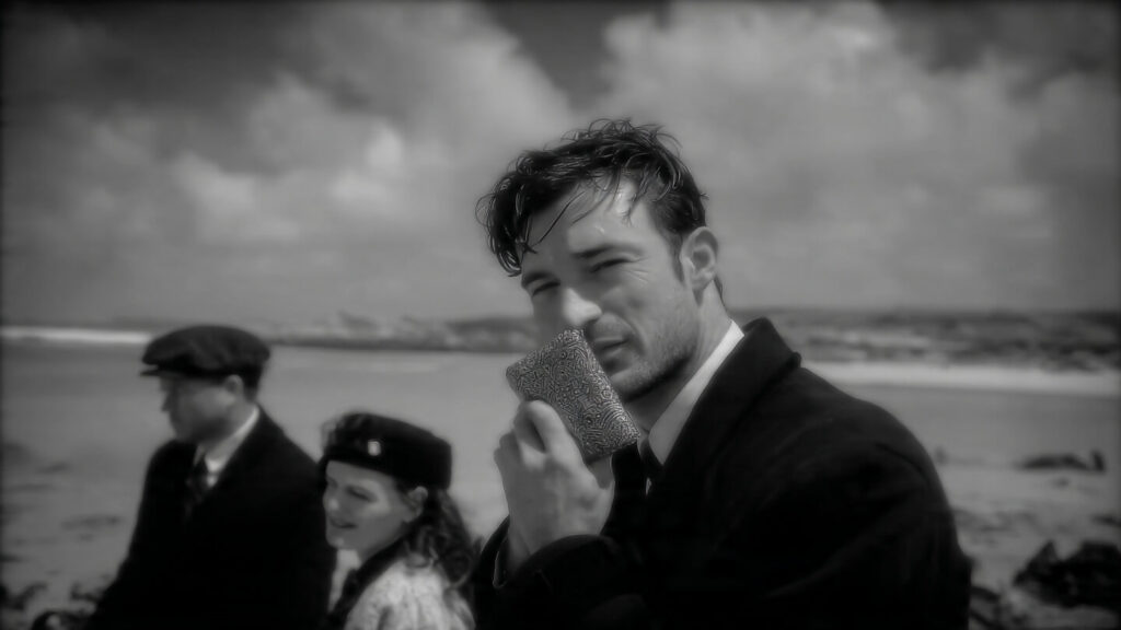 Historical figure holding object mistaken for phone